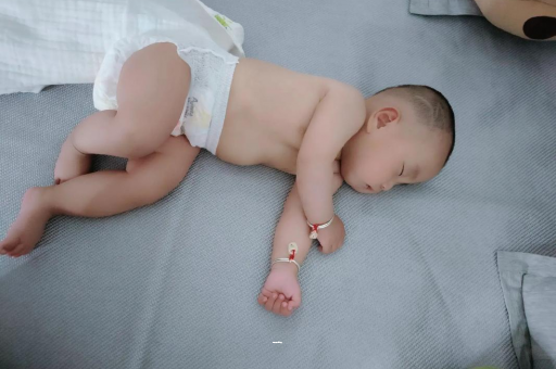 永城怀孕肚子撑的难受